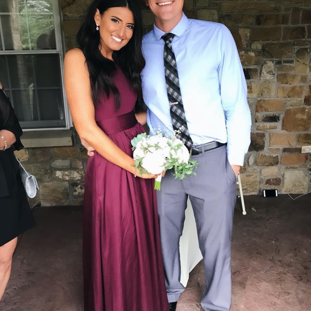 Vera Wang Maroon Bridesmaid Dress Size 2